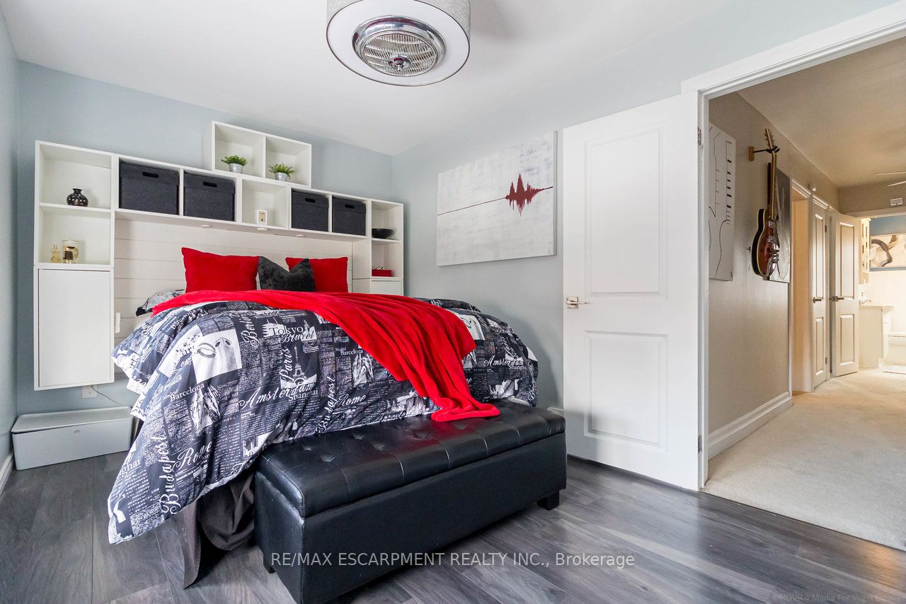 24 Fife Street Property Photo 19