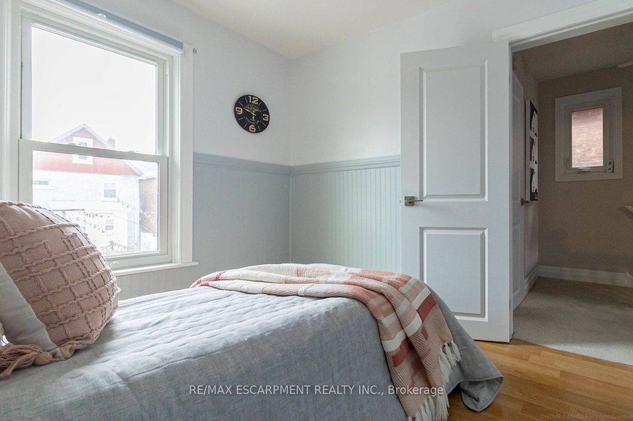 24 Fife Street Property Photo 25