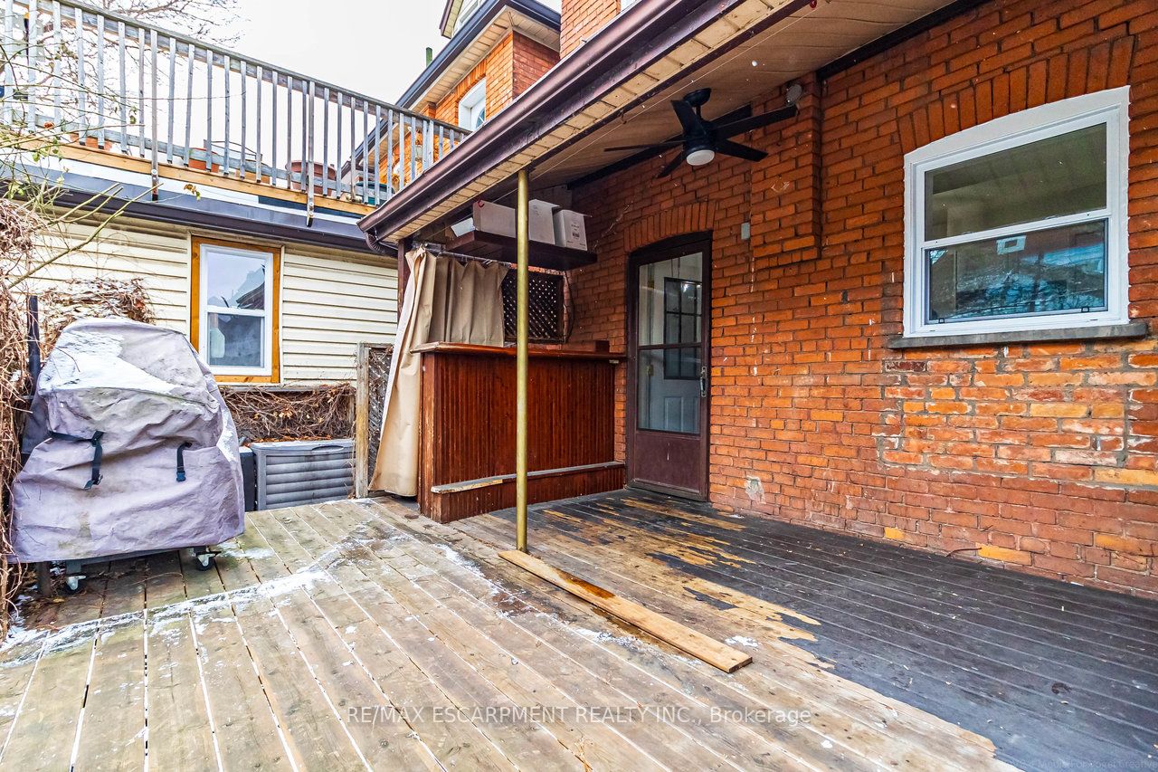24 Fife Street Property Photo 32