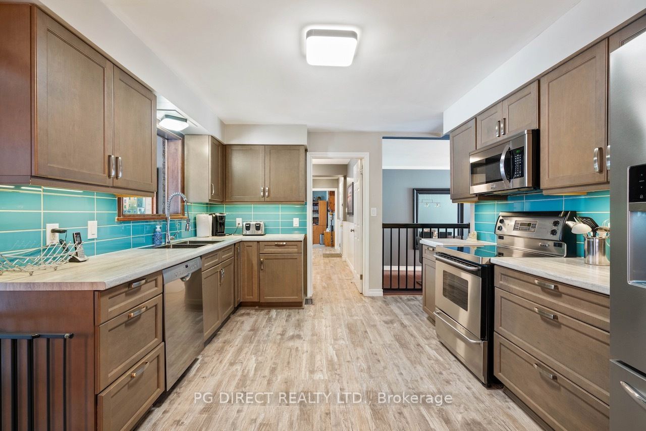 303 Woodridge Road Property Photo 4