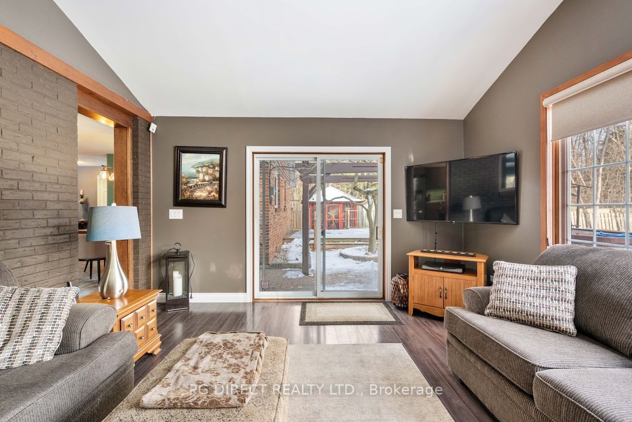 303 Woodridge Road Property Photo 10