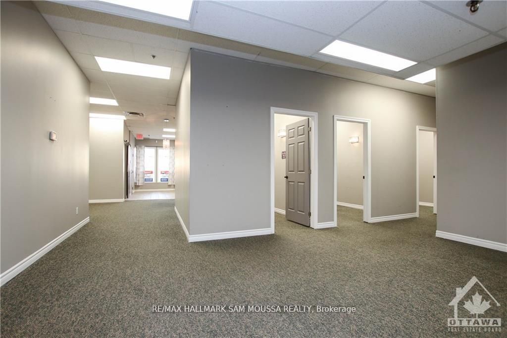 2586 Innes Rd Property Photo 2