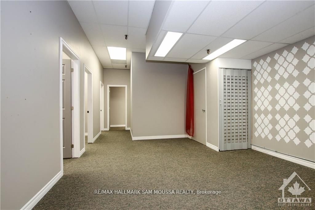 2586 Innes Rd Property Photo 3