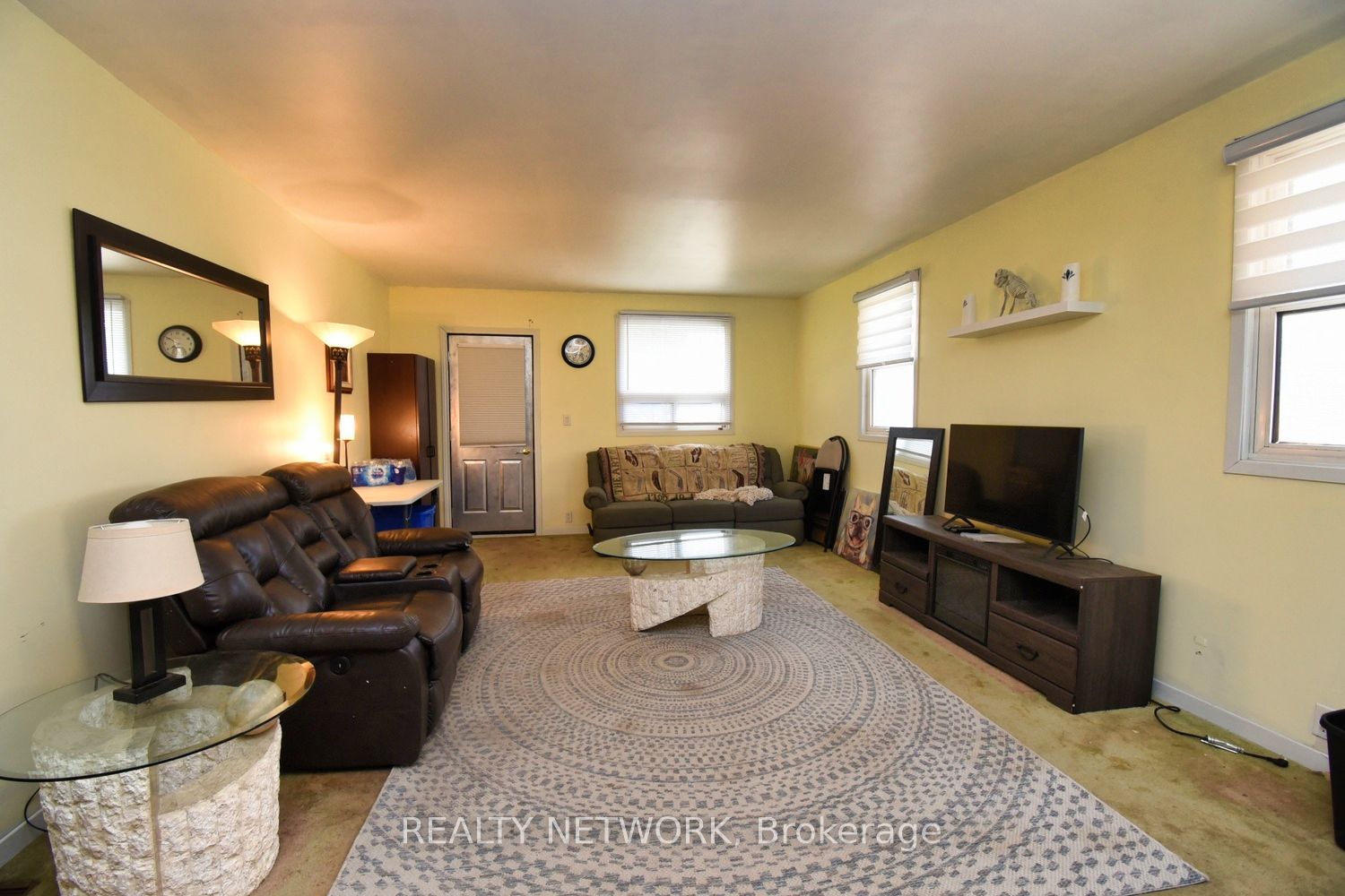 17 Craigroyston Road Property Photo 4