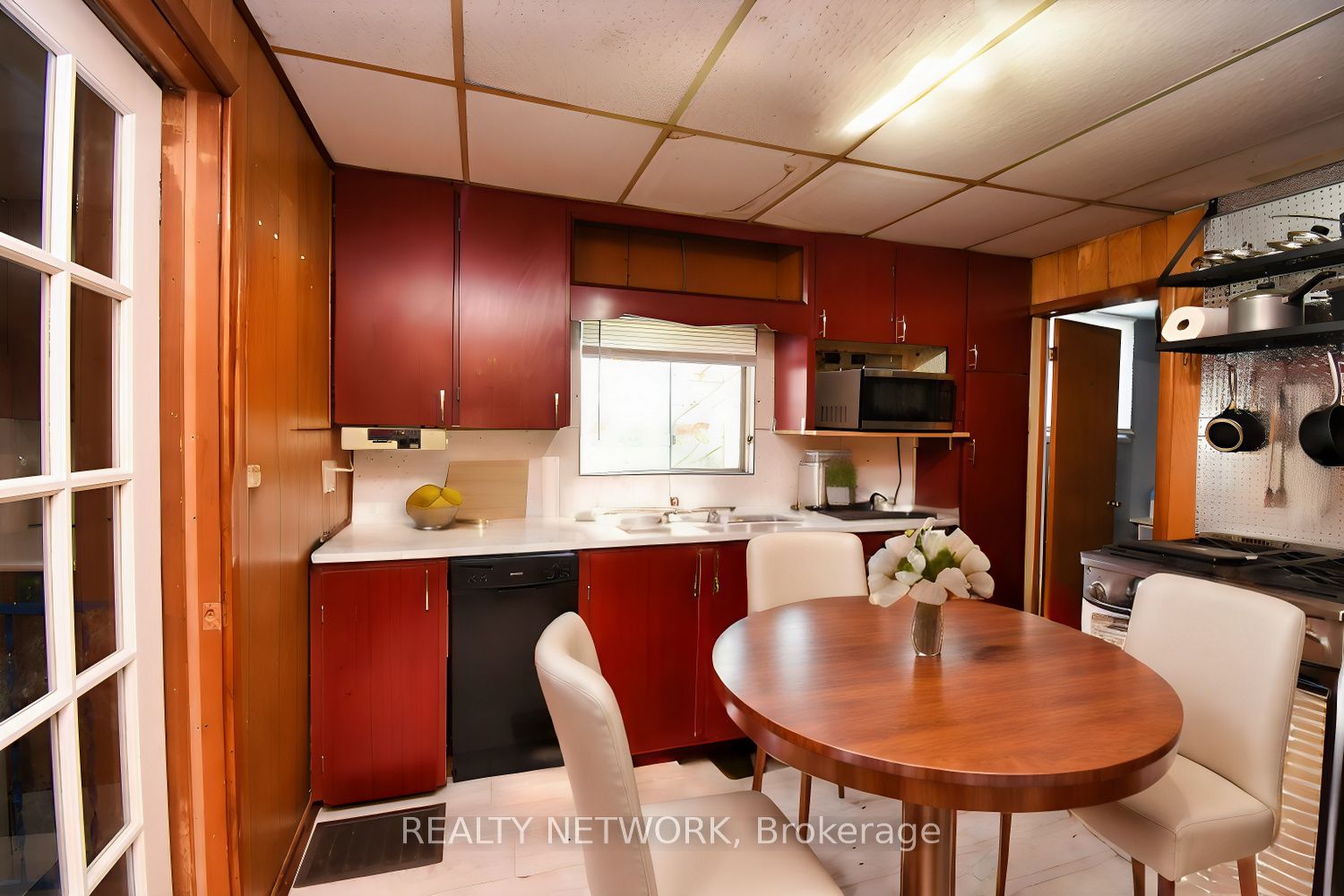 17 Craigroyston Road Property Photo 12