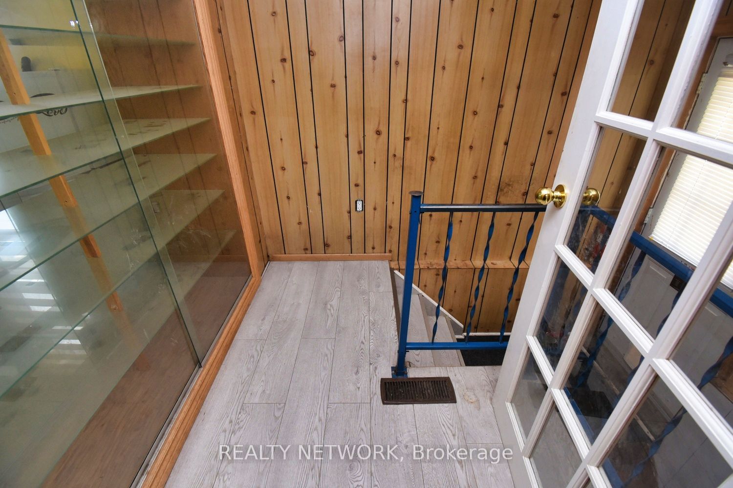 17 Craigroyston Road Property Photo 14