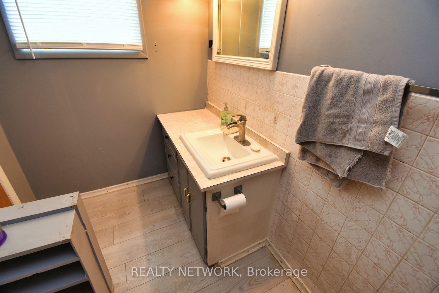 17 Craigroyston Road Property Photo 19