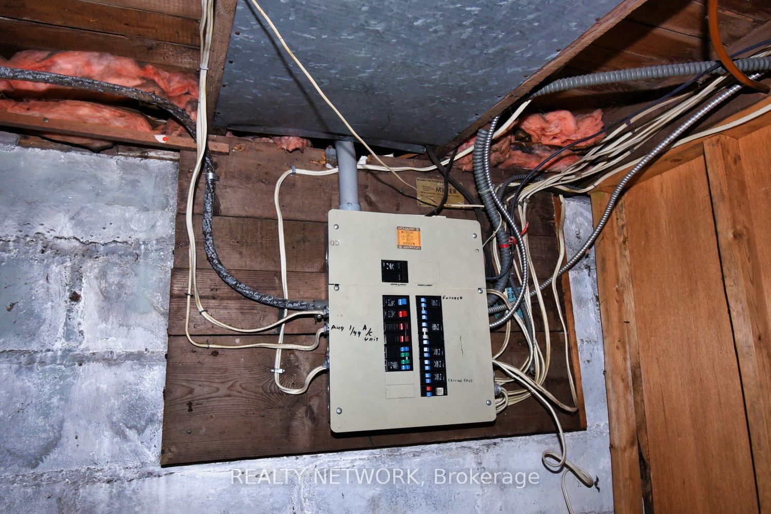 17 Craigroyston Road Property Photo 22