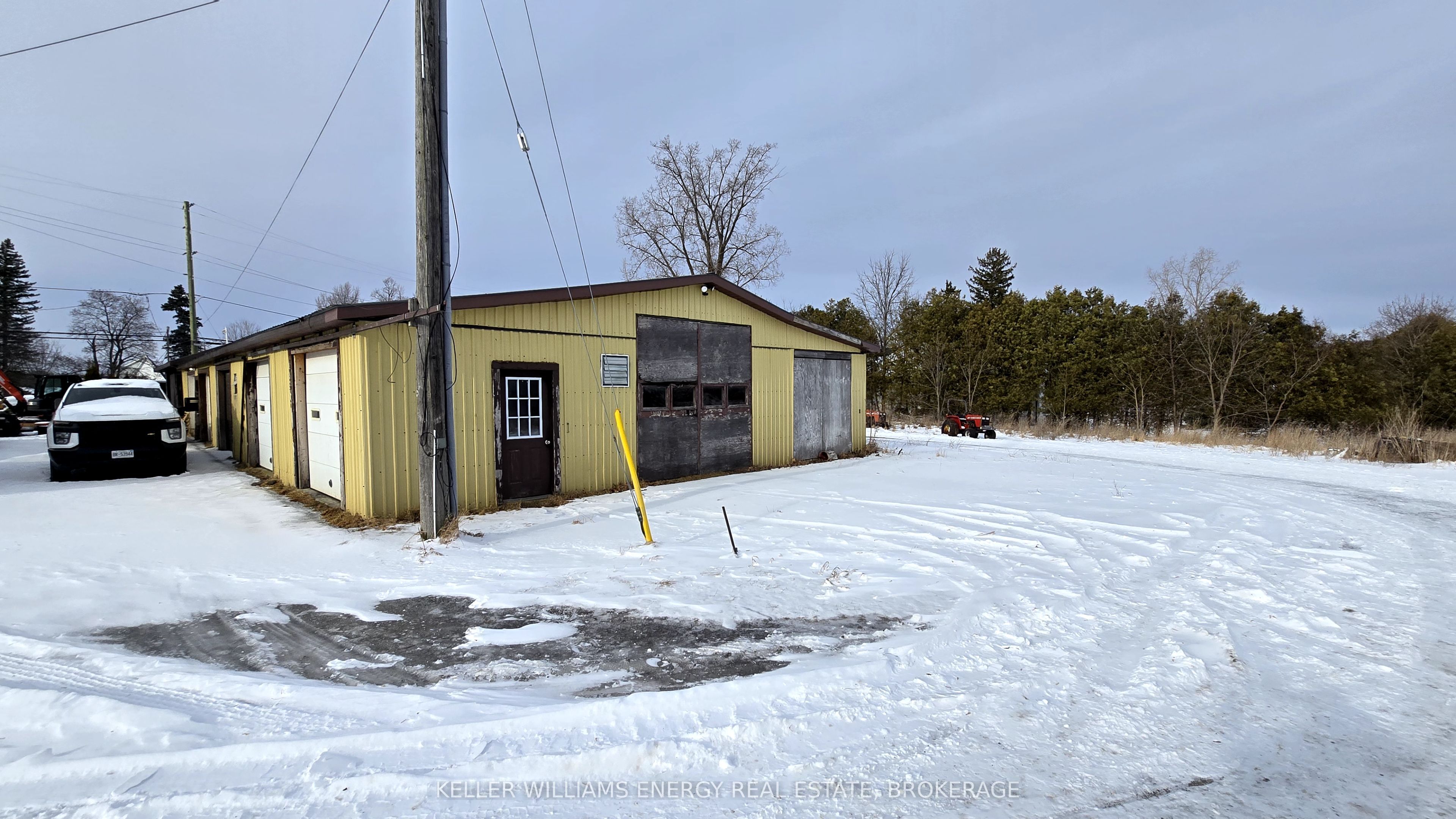 12699 Loyalist Parkway Property Photo 2