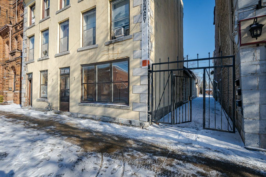 133/135 John Street Property Photo 6