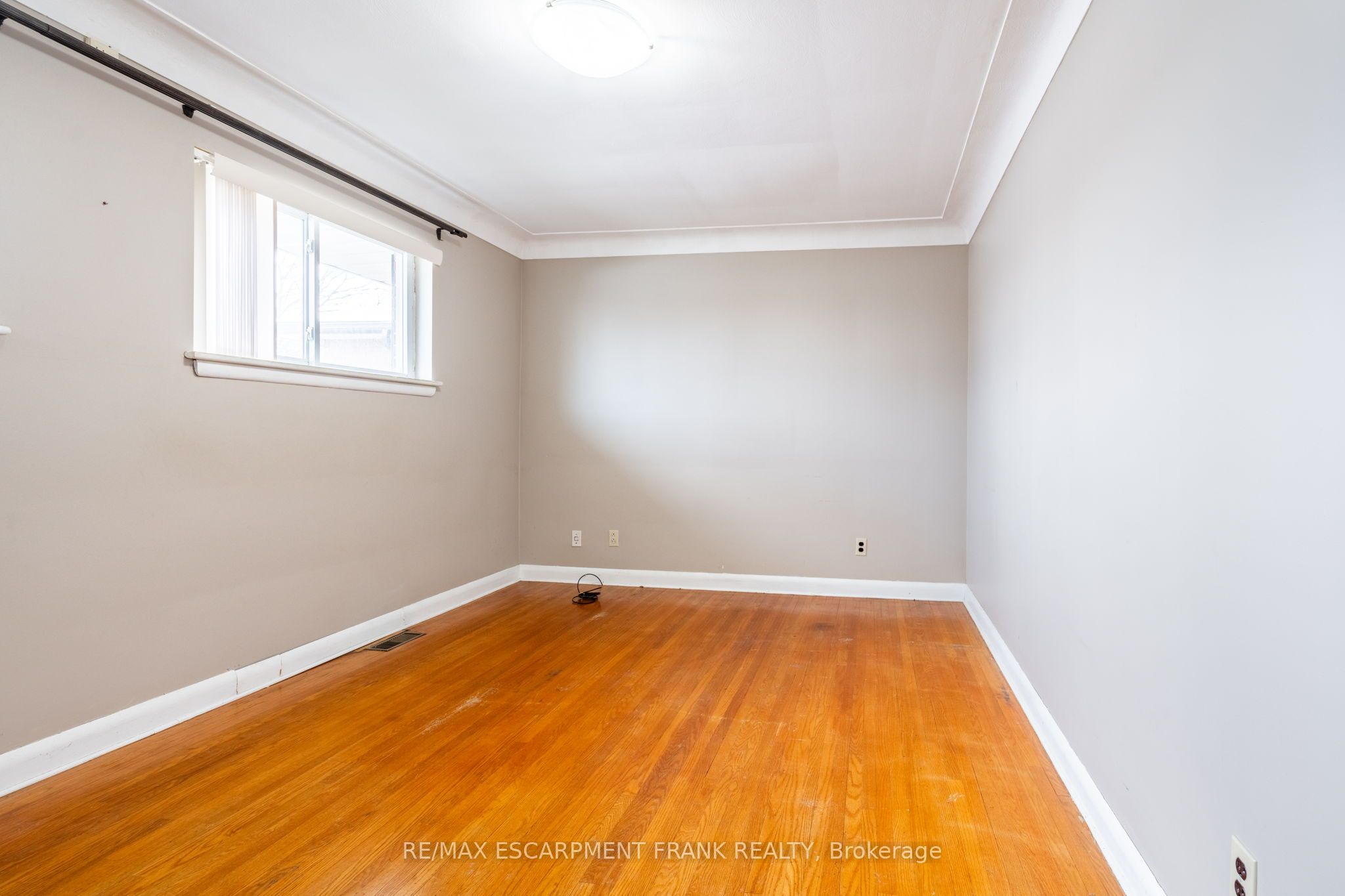 209 Nash Road Property Photo 9