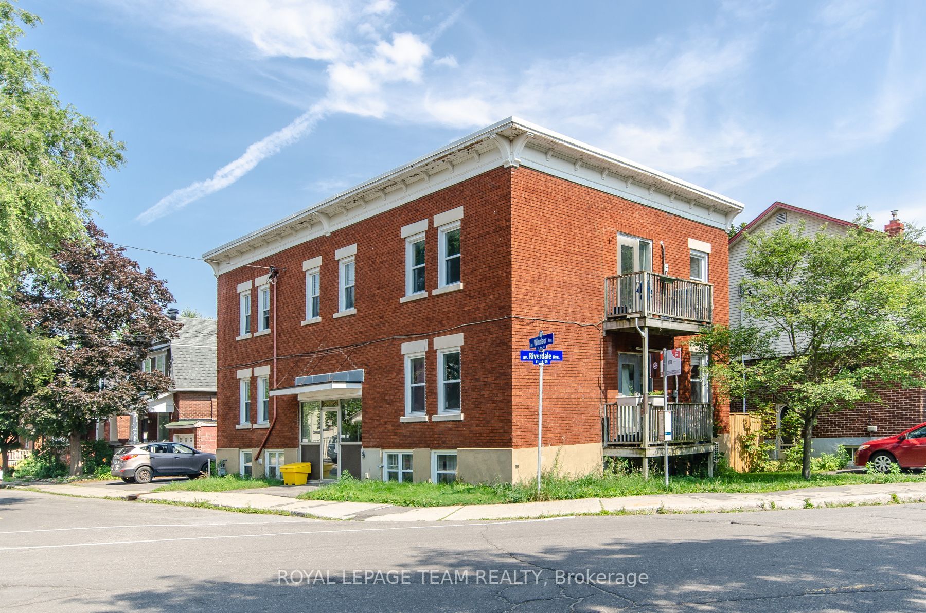 30 Windsor Avenue Property Photo 2