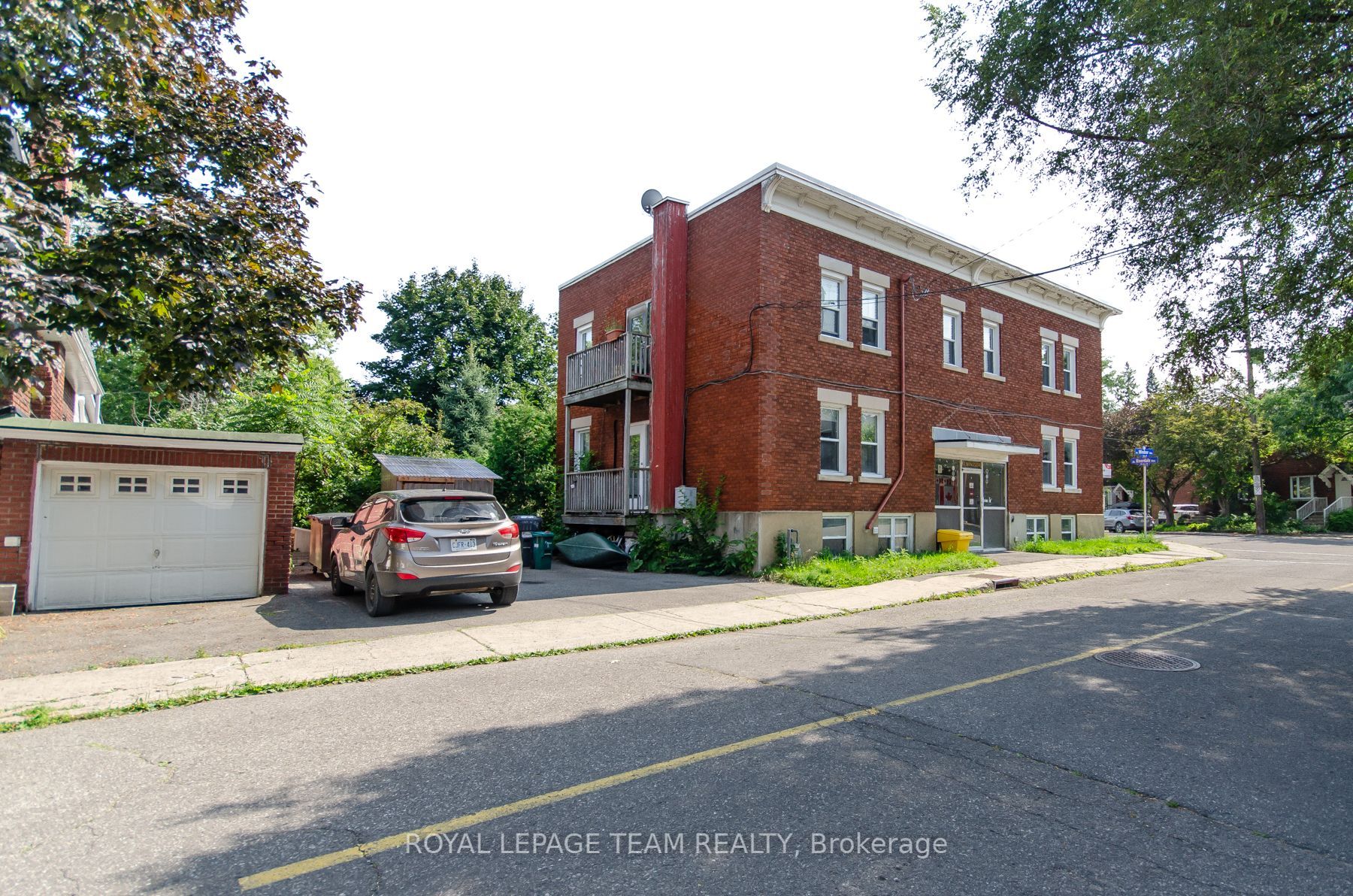 30 Windsor Avenue Property Photo 3