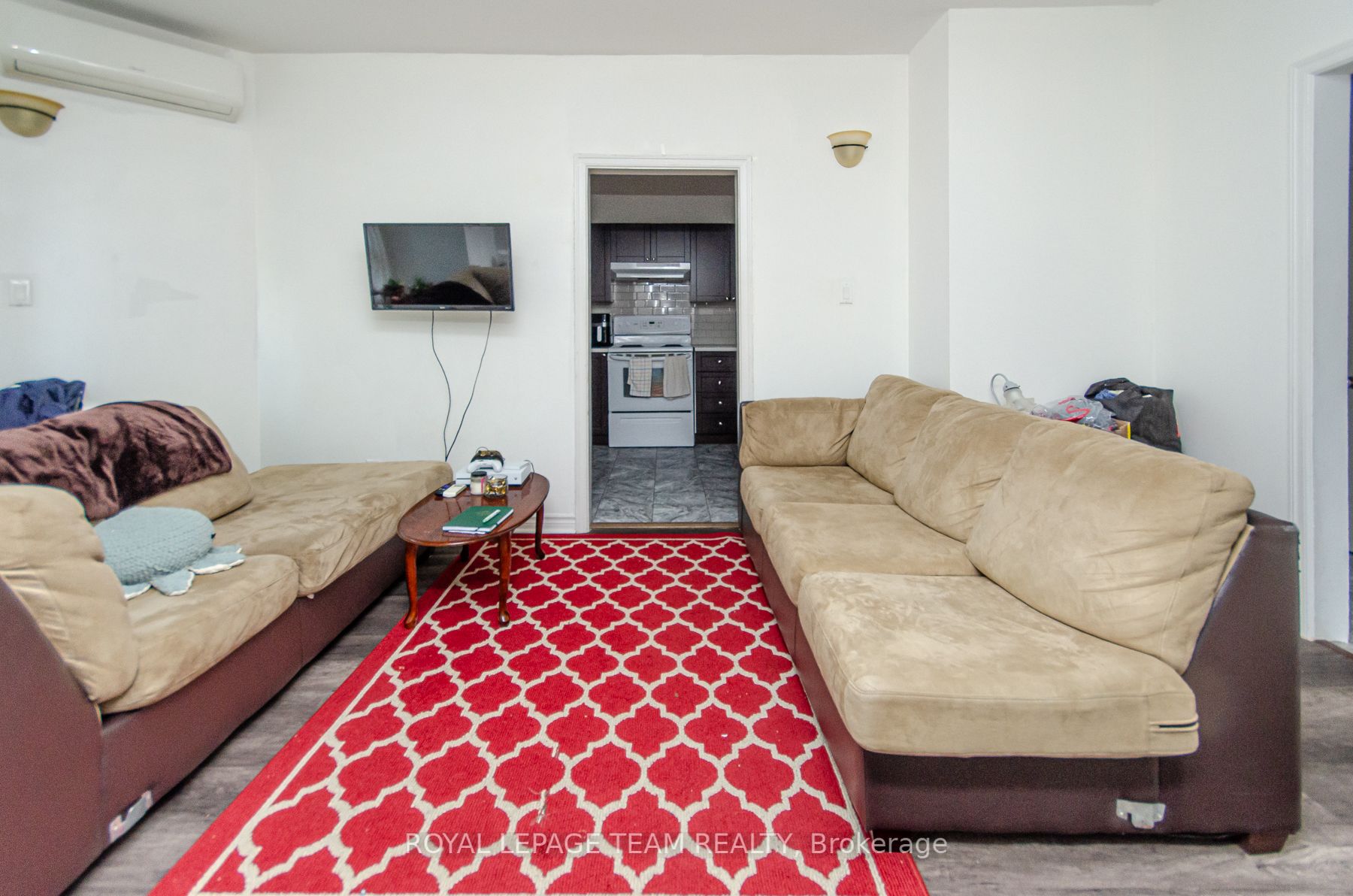 30 Windsor Avenue Property Photo 13