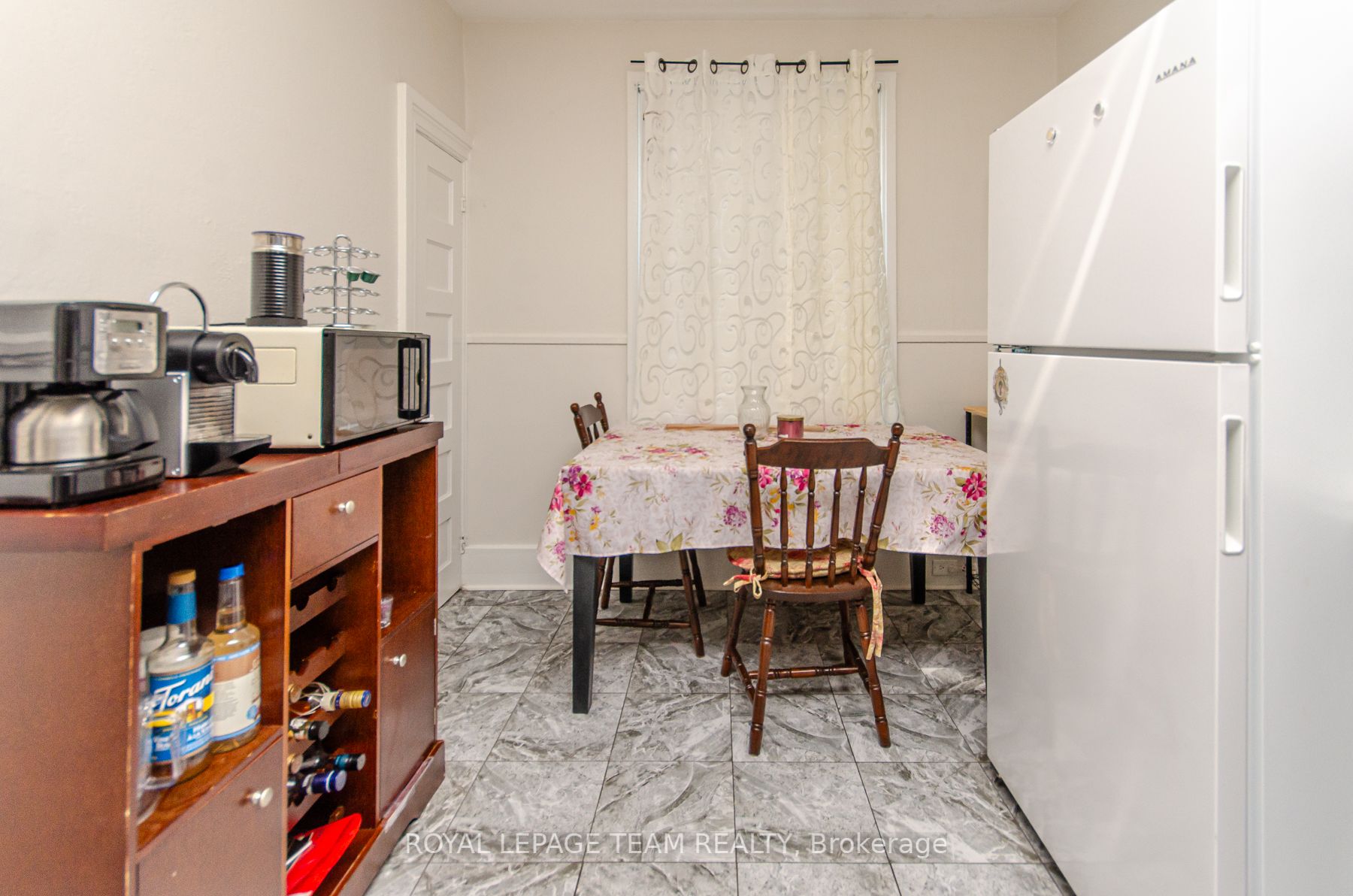 30 Windsor Avenue Property Photo 16