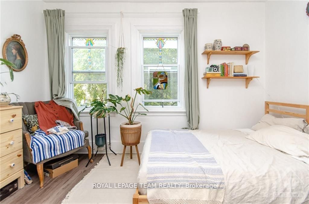 30 Windsor Avenue Property Photo 31