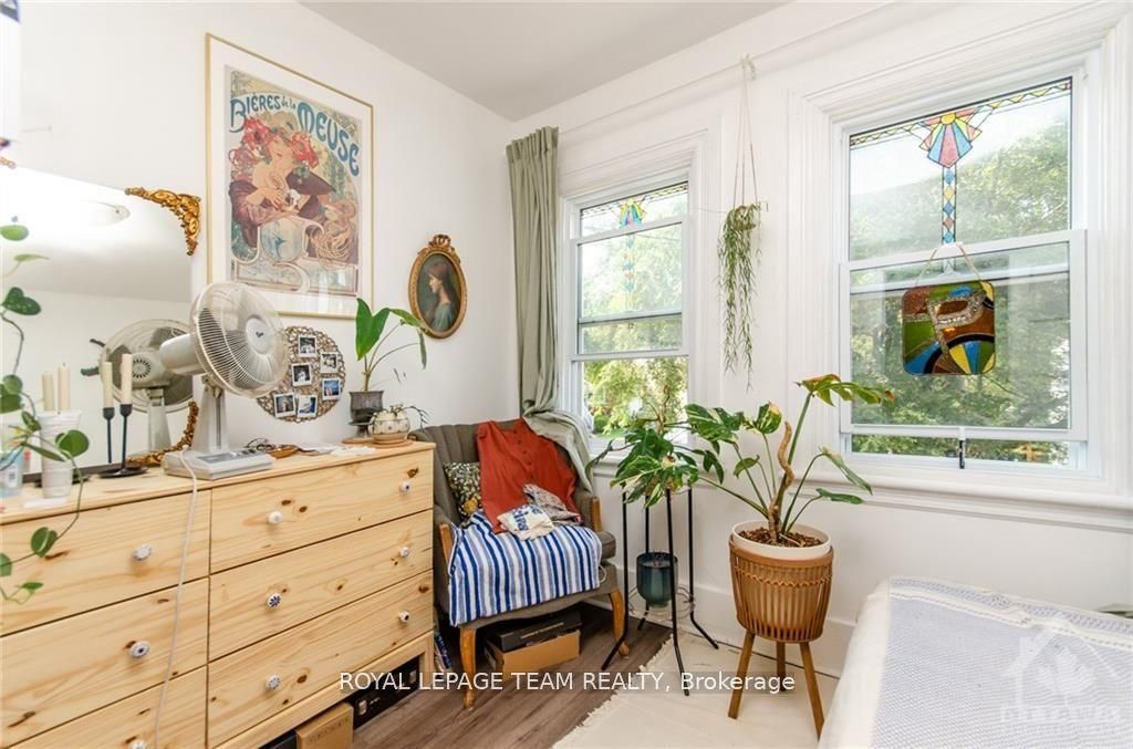 30 Windsor Avenue Property Photo 32