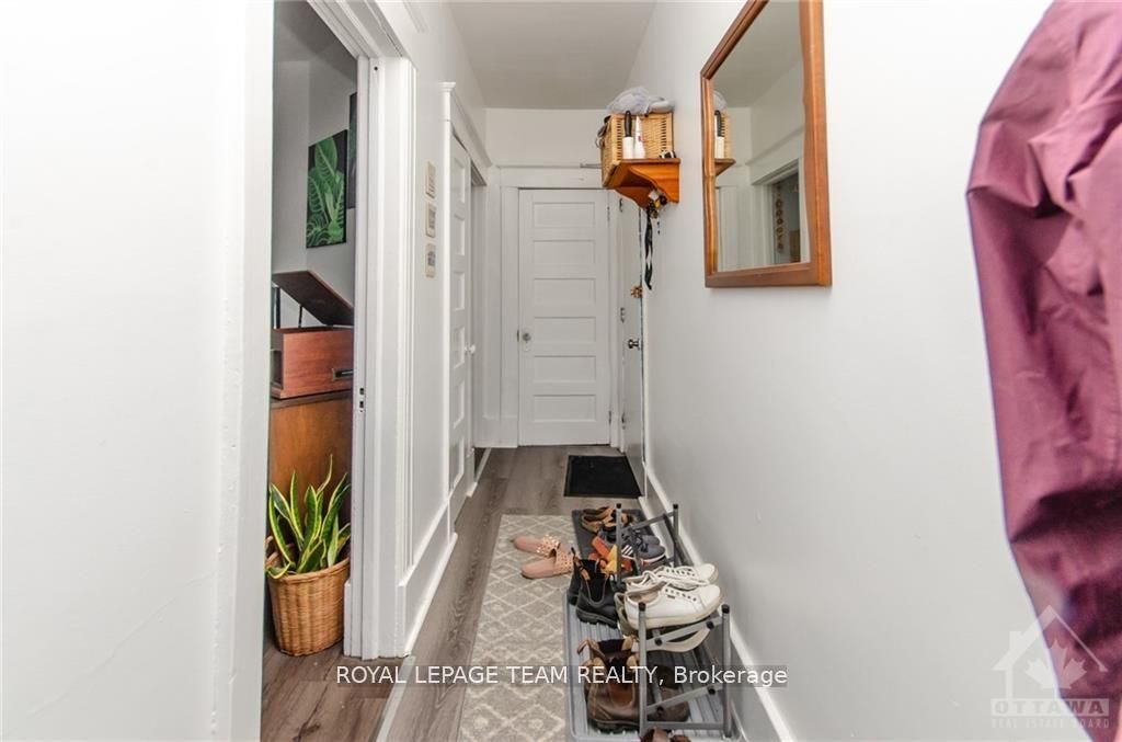 30 Windsor Avenue Property Photo 33