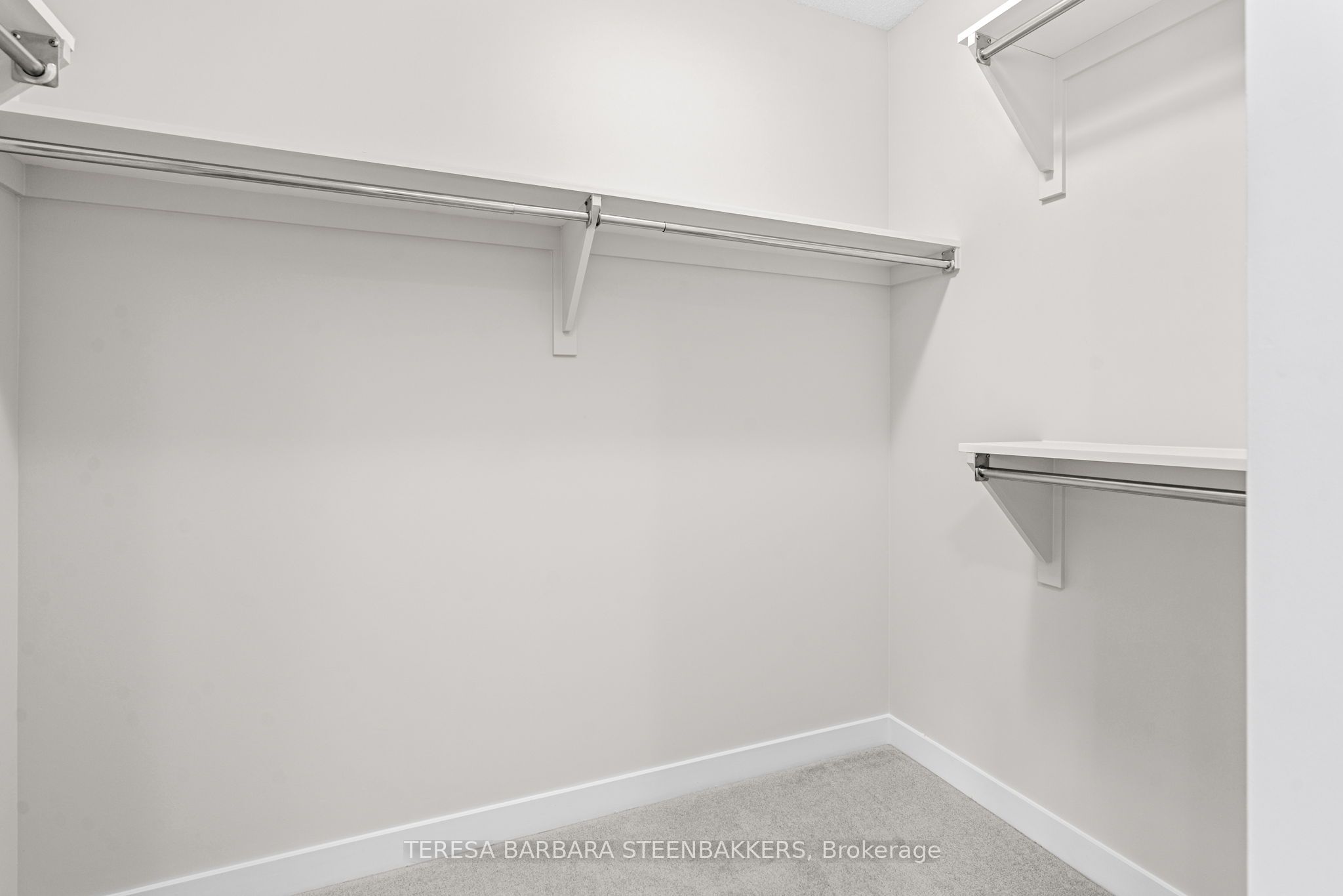 747 Kenny Gordon Avenue W Property Photo 30