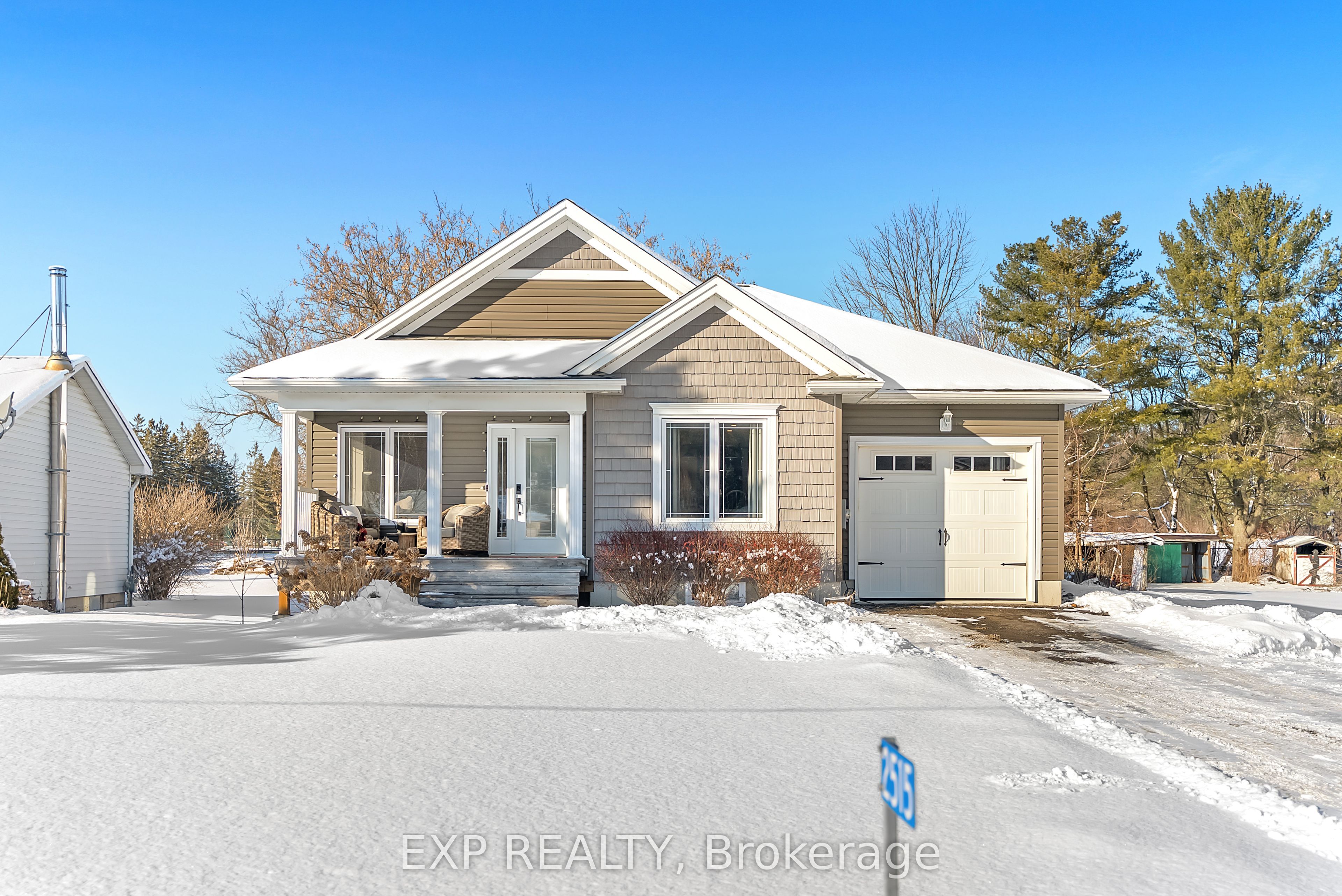 2515 Van Luven Road Property Photo