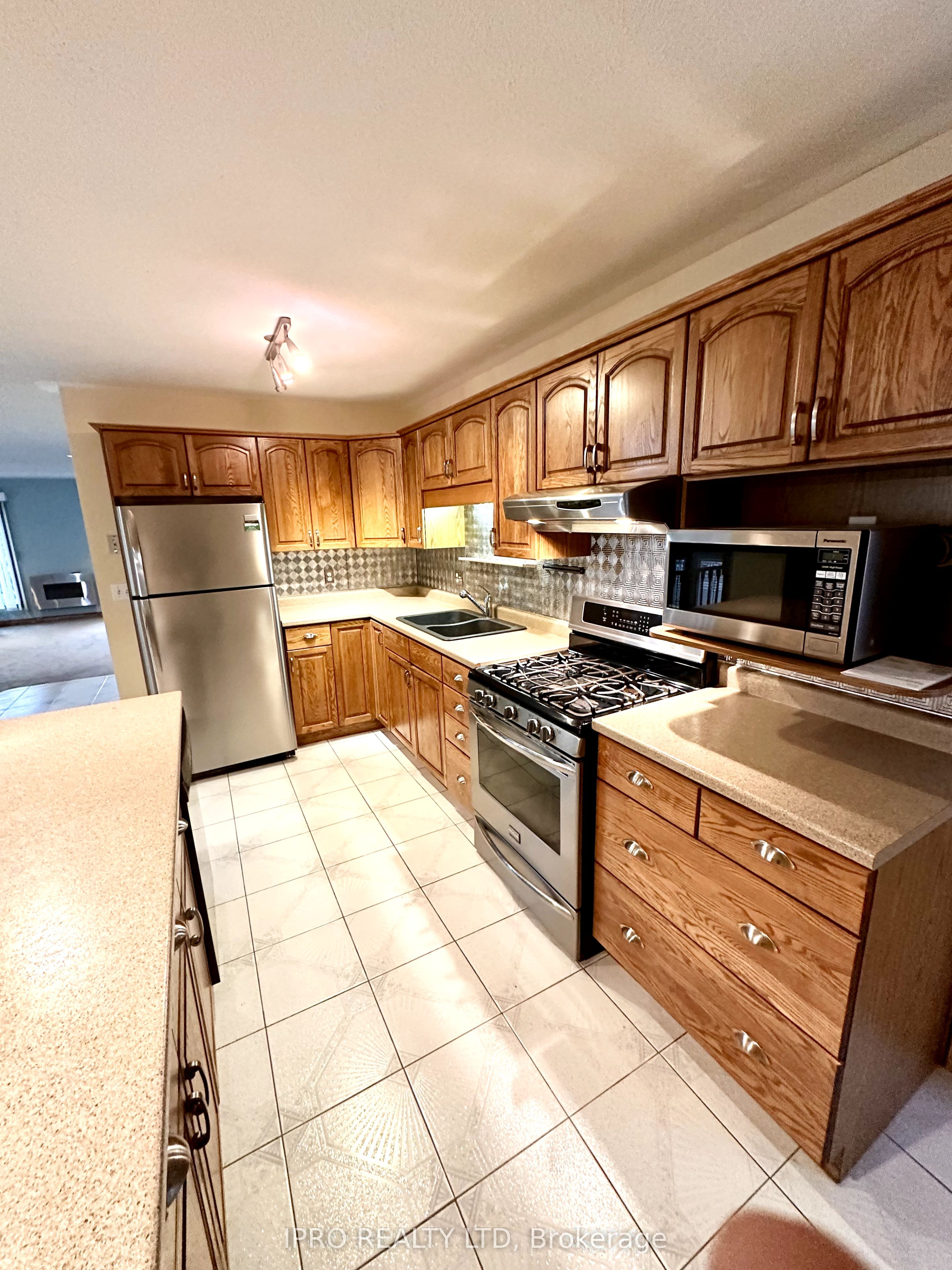86 Glendale Drive Property Photo 10