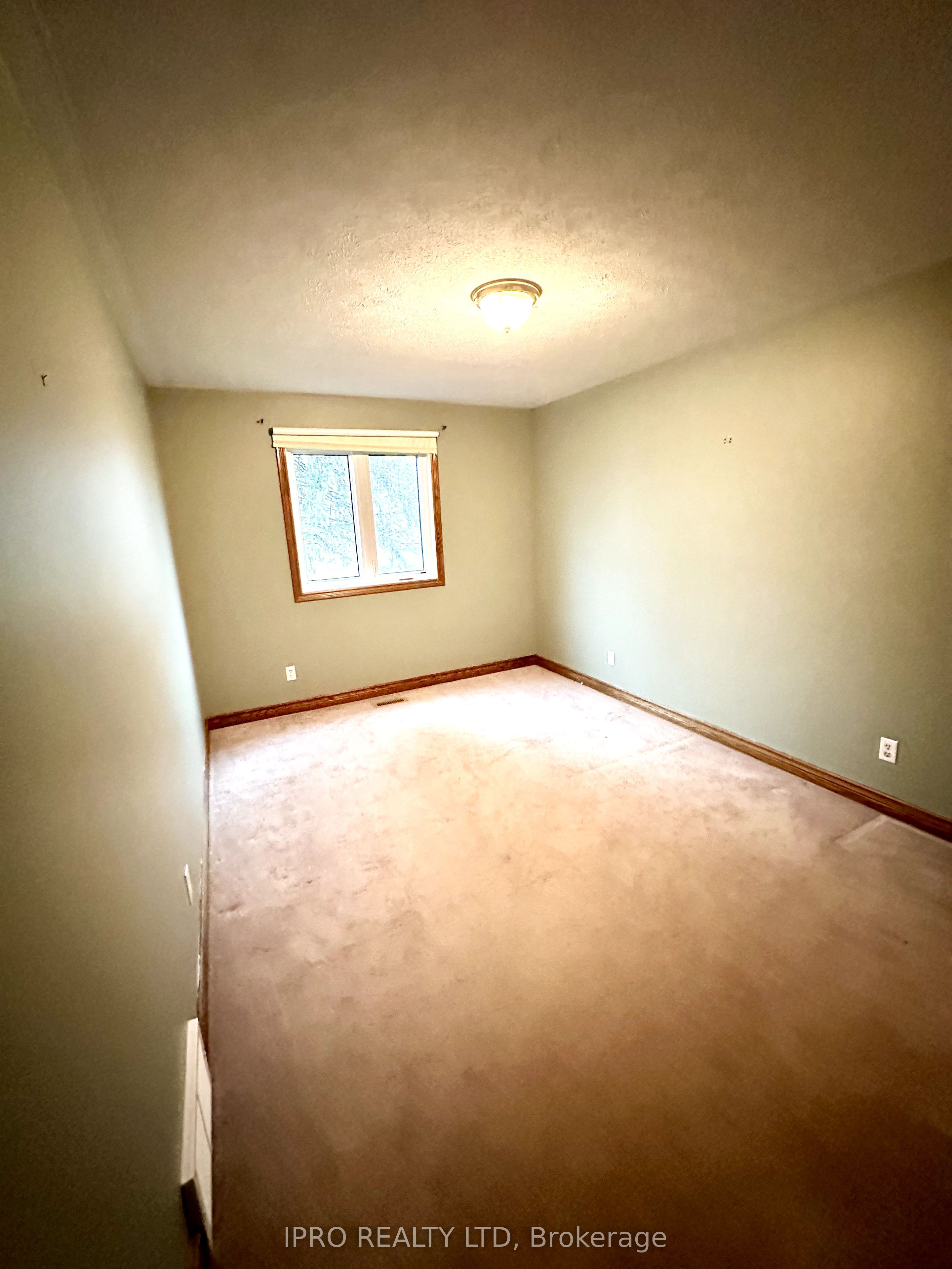 86 Glendale Drive Property Photo 16