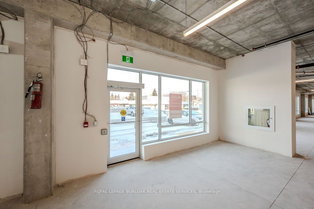 #1 - 301 Westmount Road Property Photo 12