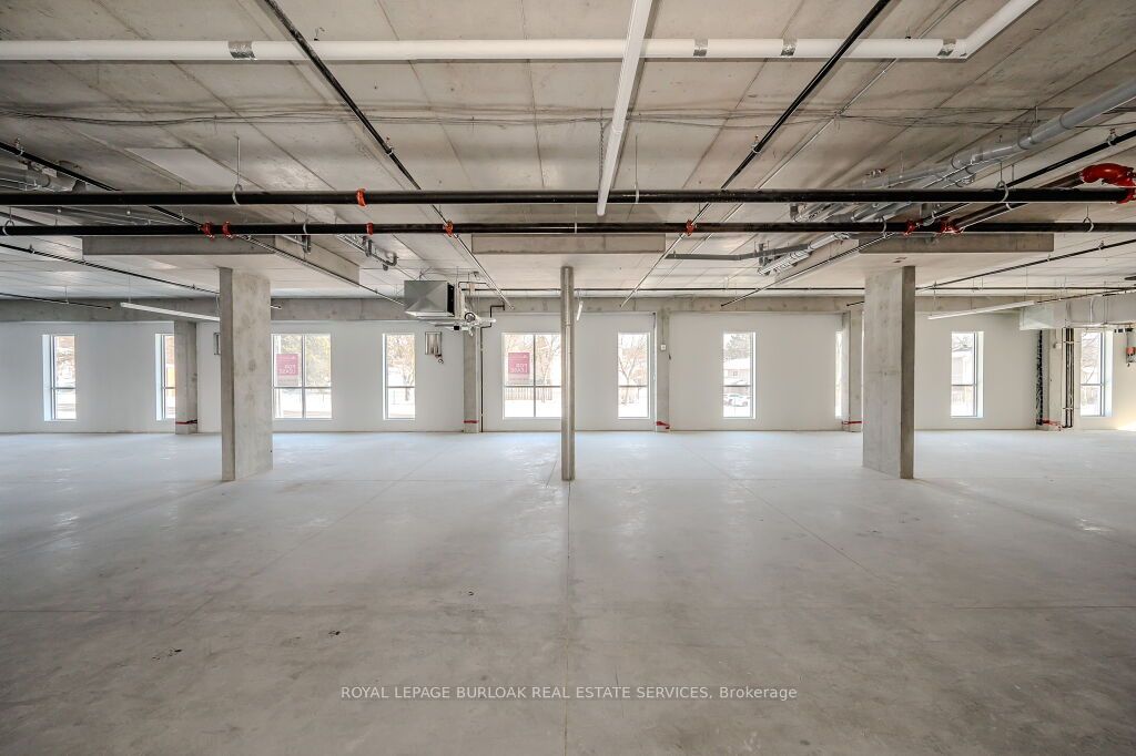 #1 - 301 Westmount Road Property Photo 15