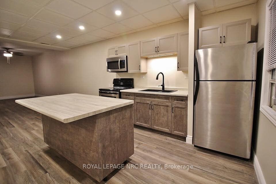 608 King Street Property Photo 2