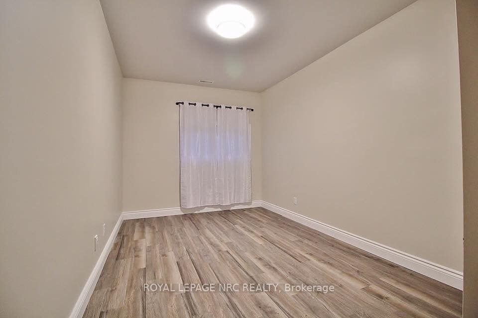 608 King Street Property Photo 10