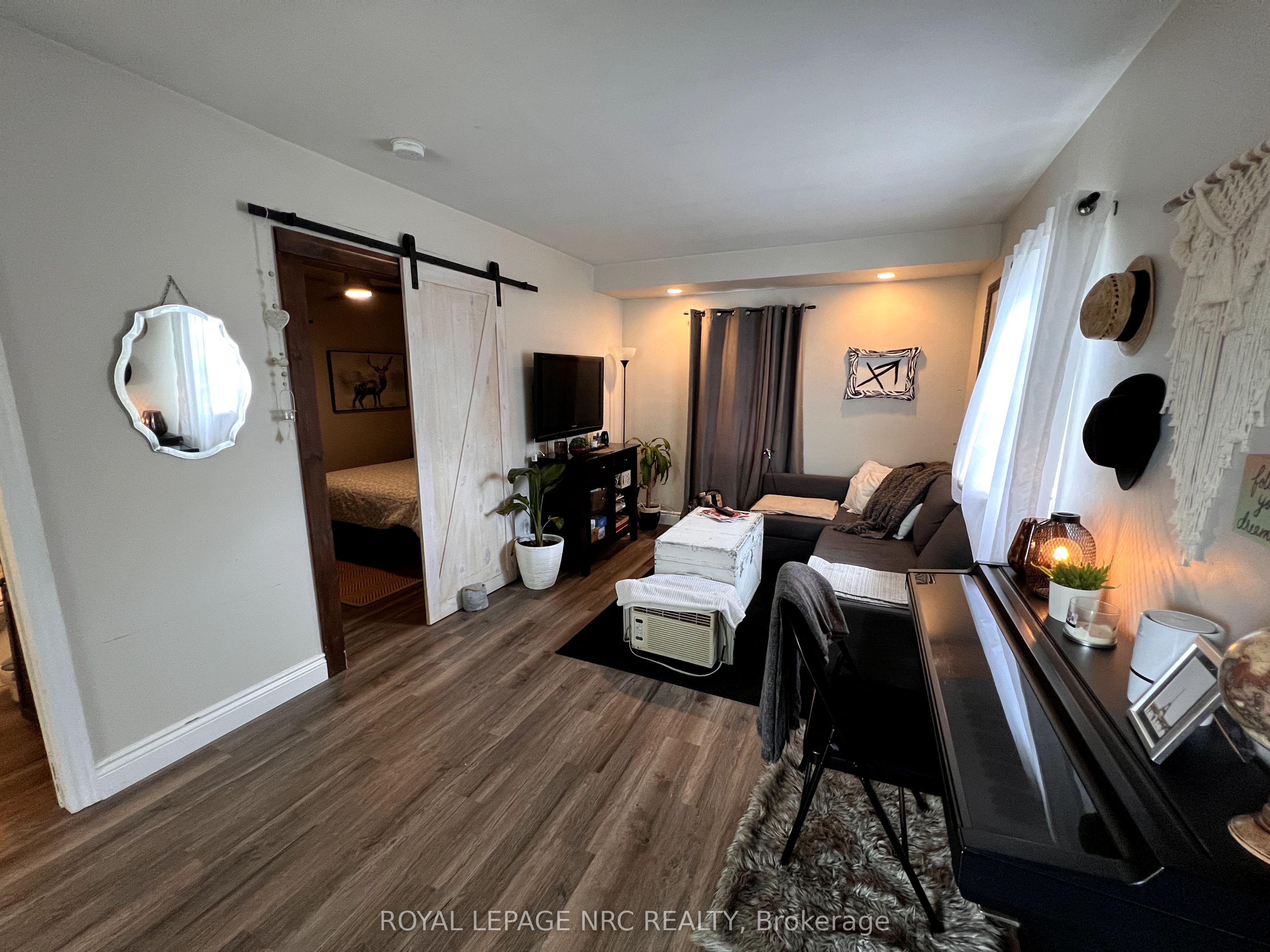 608 King Street Property Photo 18