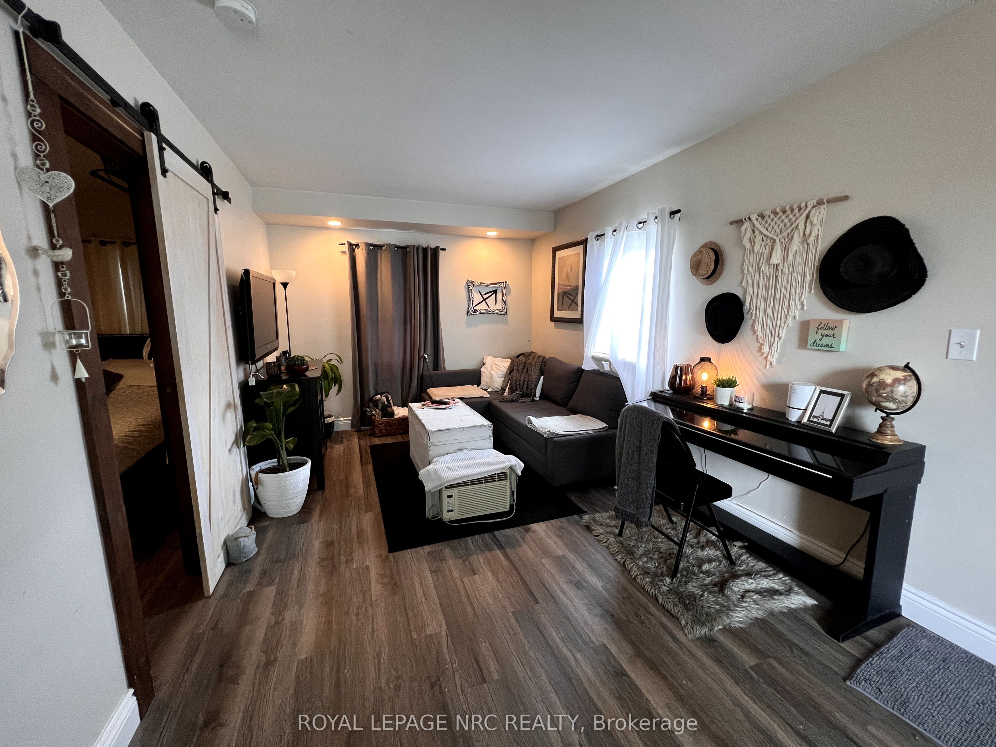 608 King Street Property Photo 19