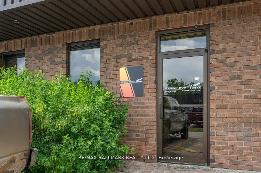 #7 - 191 Booth Road Property Photo 4