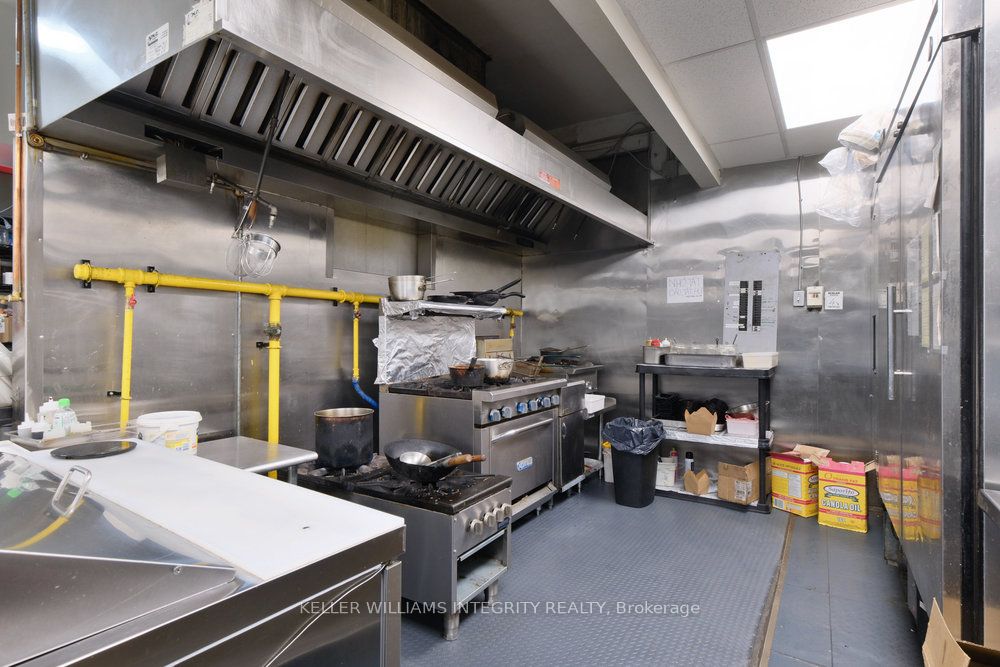 180 Rideau St Property Photo 20