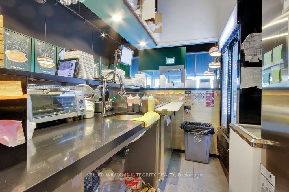 129 Riocan Ave Property Photo 17