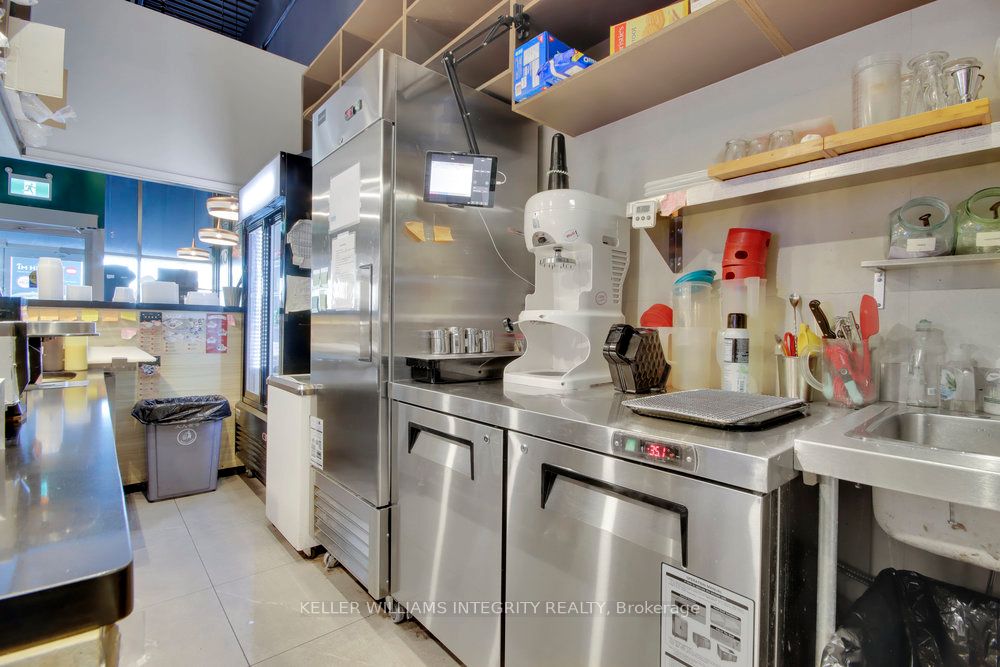 129 Riocan Ave Property Photo 18