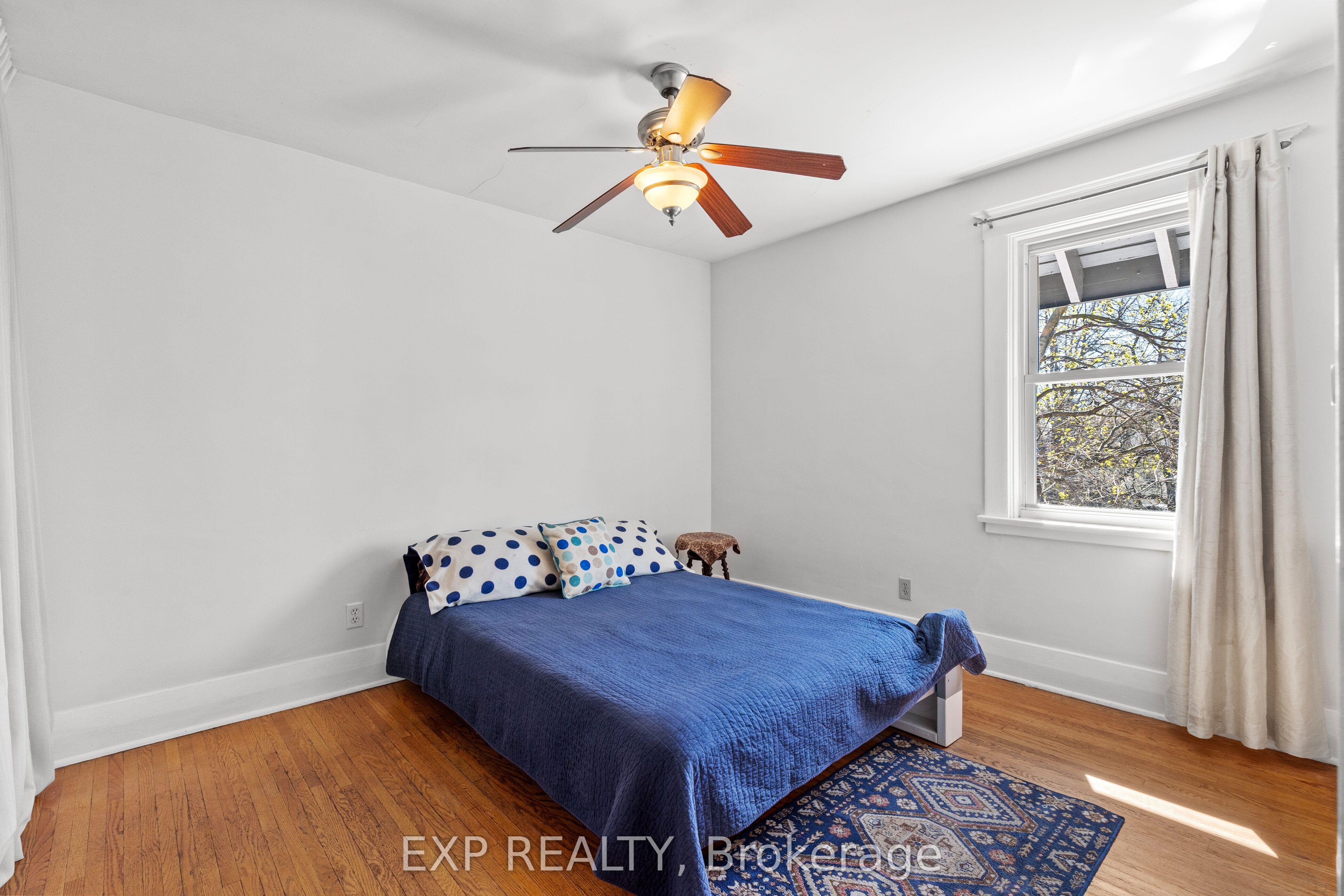 839 Dufferin Avenue Property Photo 19