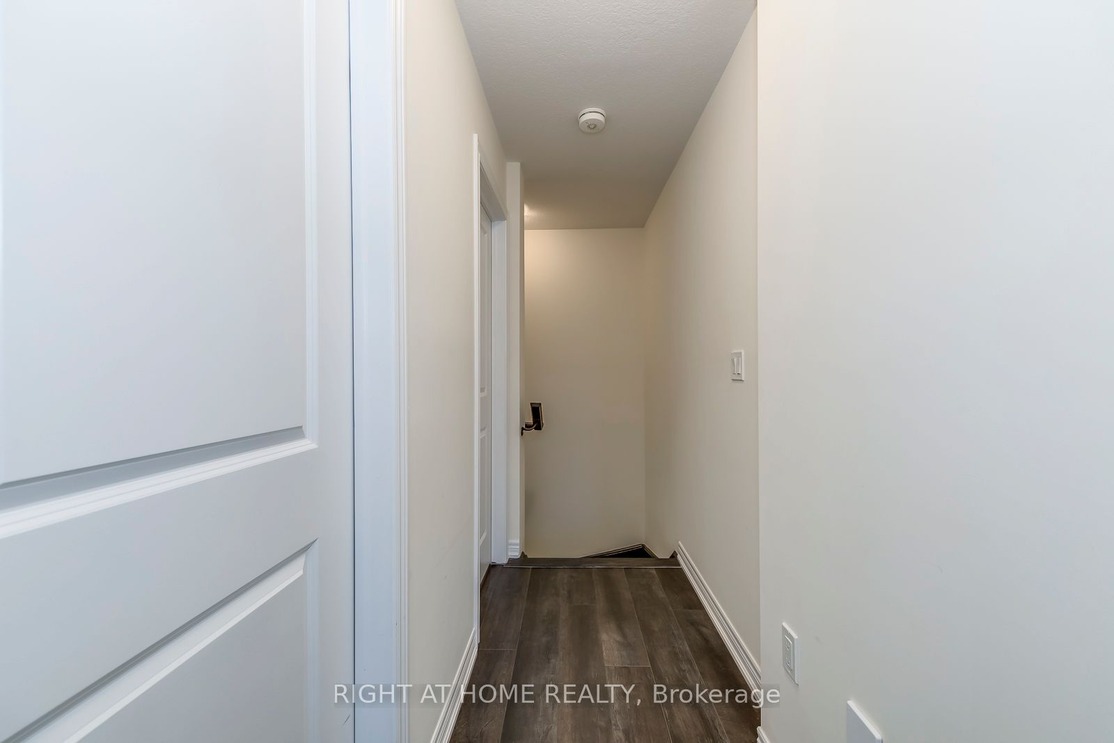#27 - 40 Zinfandel Drive Property Photo 22