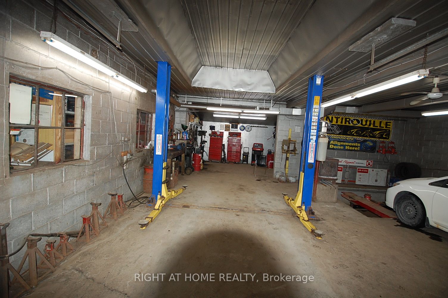 312 Ramage Road Property Photo 4