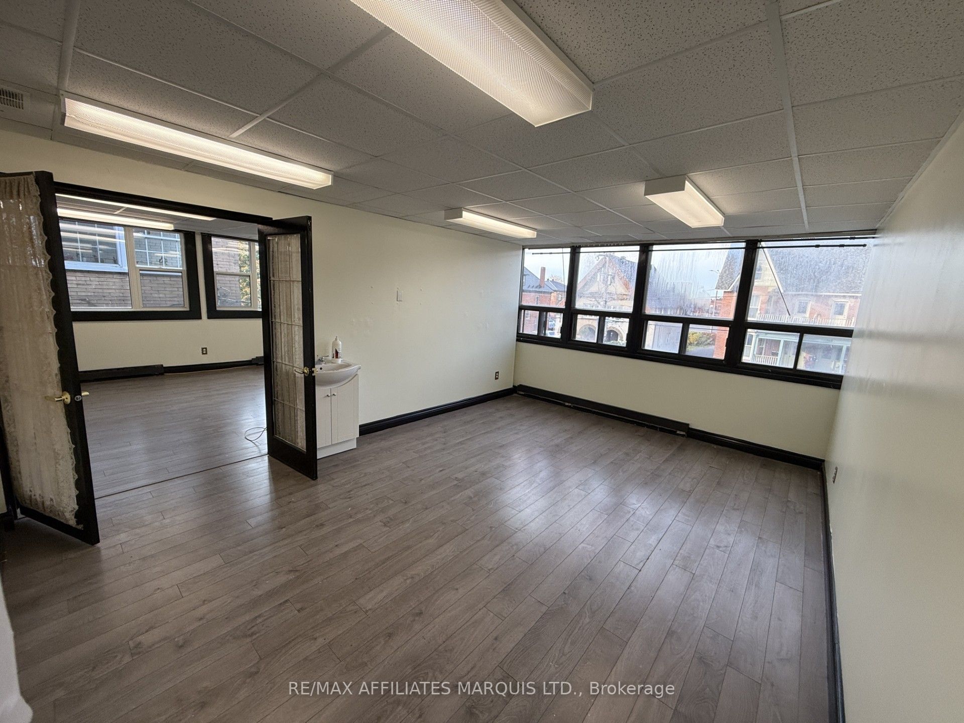 119 Sydney St Property Photo 3