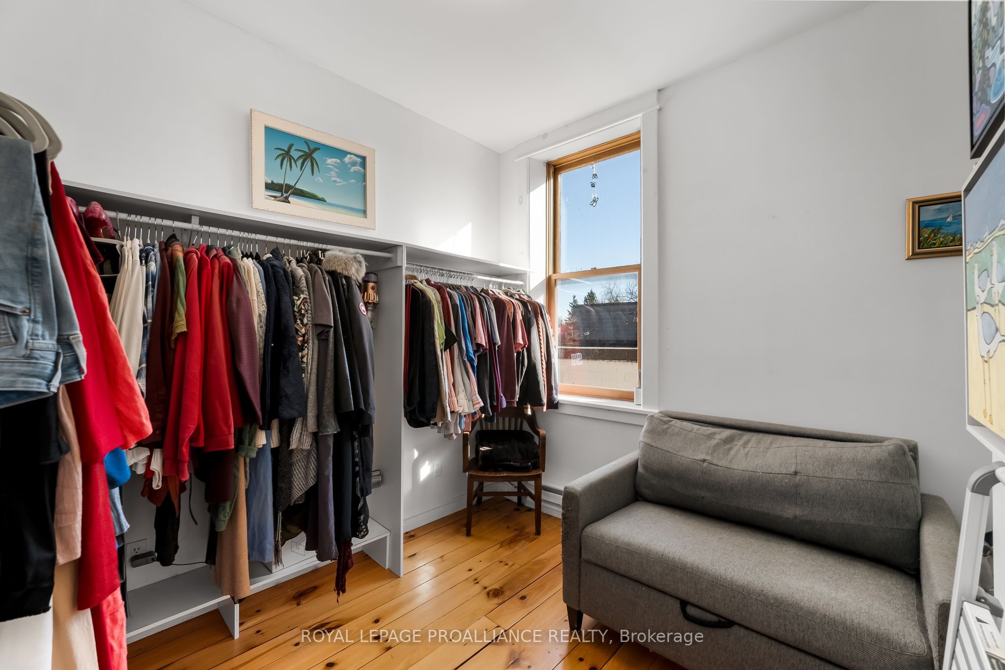 345 Victoria St N Property Photo 23