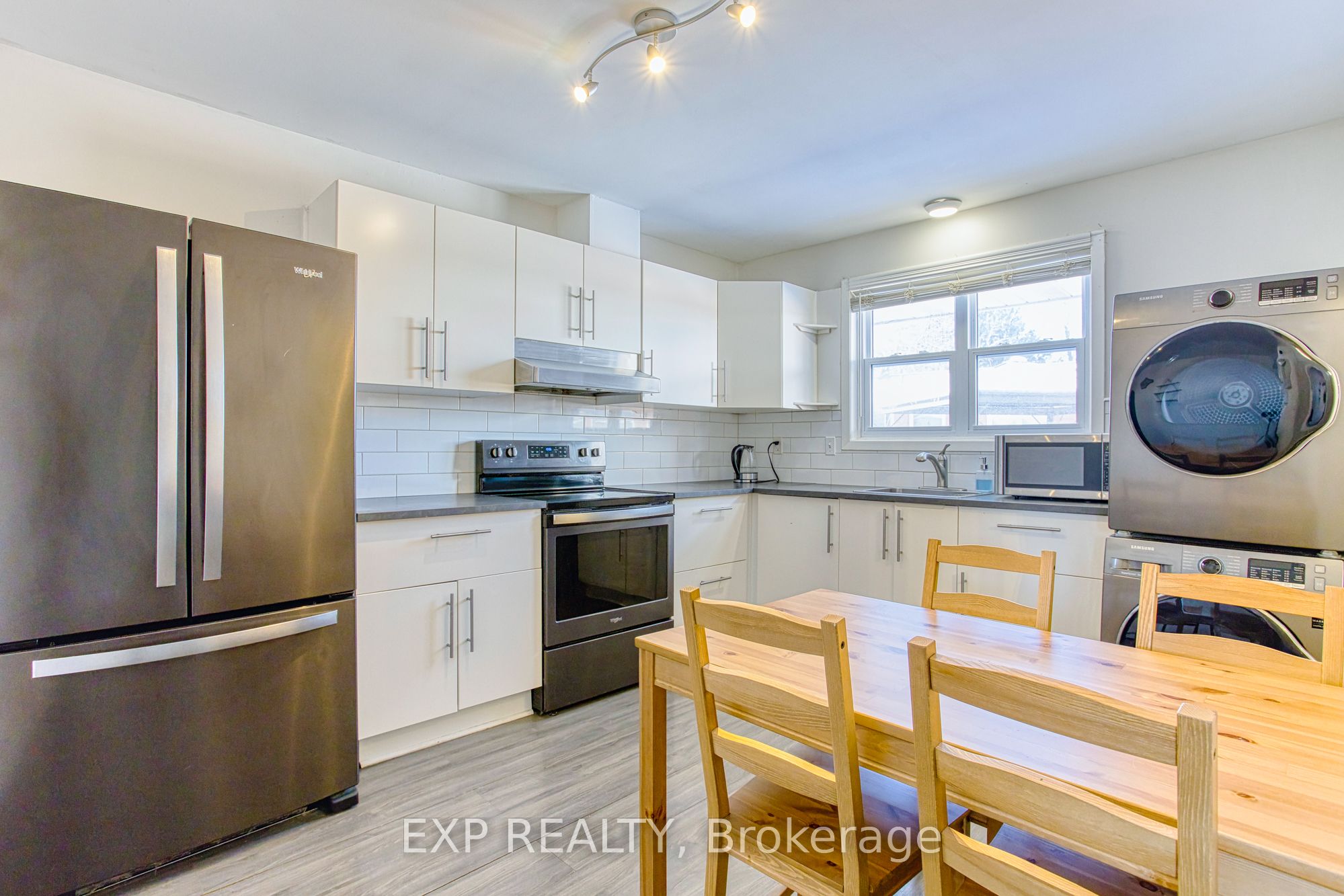 #10 - 3314 Menno Street Property Photo 3