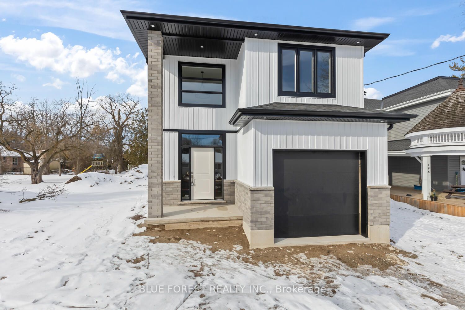 194-1 Mcrae Street Property Photo