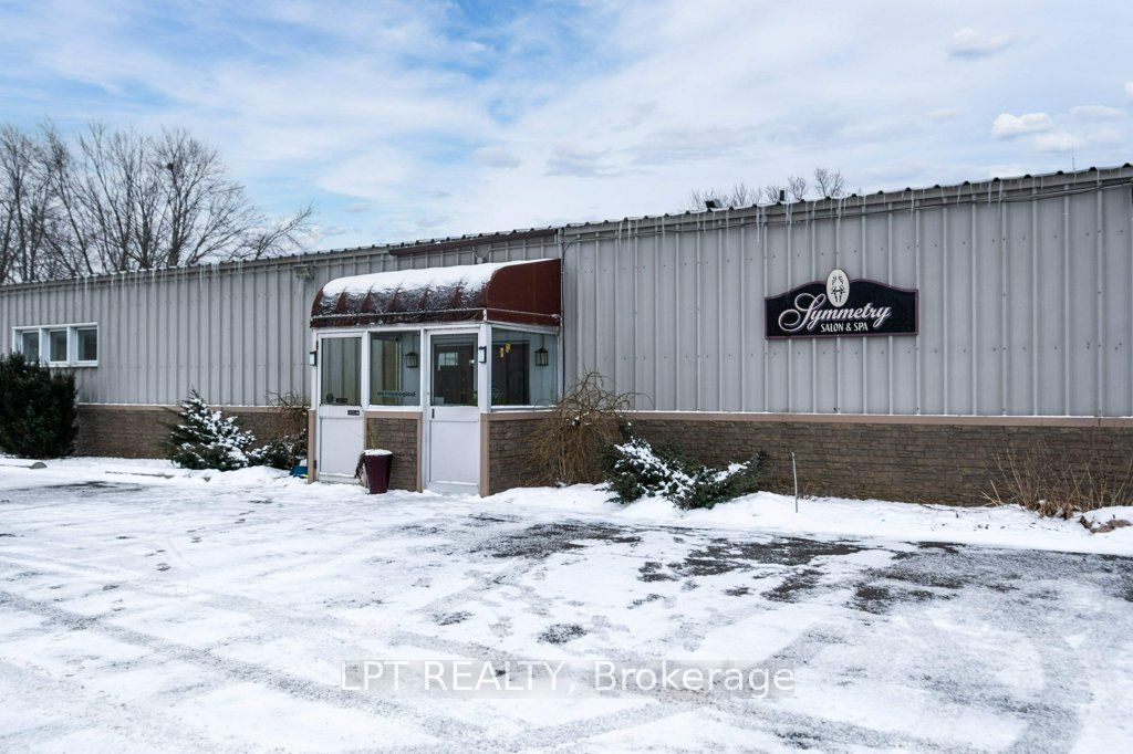 25 Dairy Avenue Property Photo 1