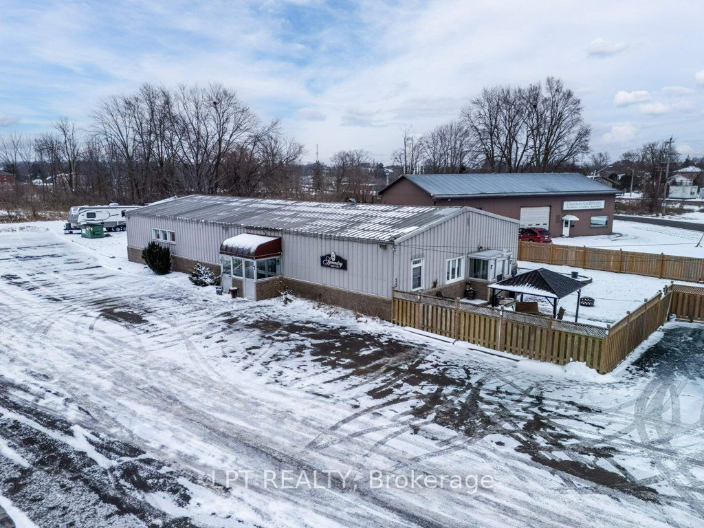 25 Dairy Avenue Property Photo 2
