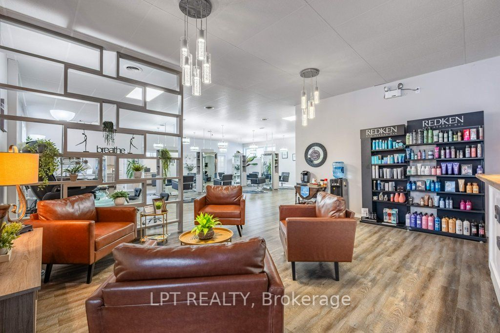 25 Dairy Avenue Property Photo 5