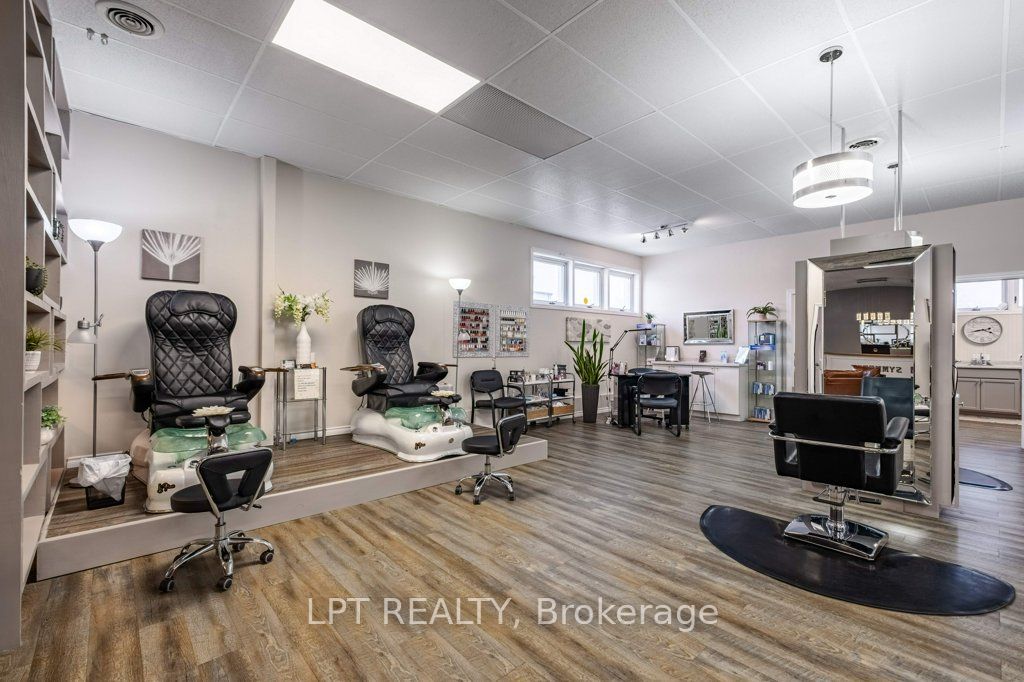 25 Dairy Avenue Property Photo 7