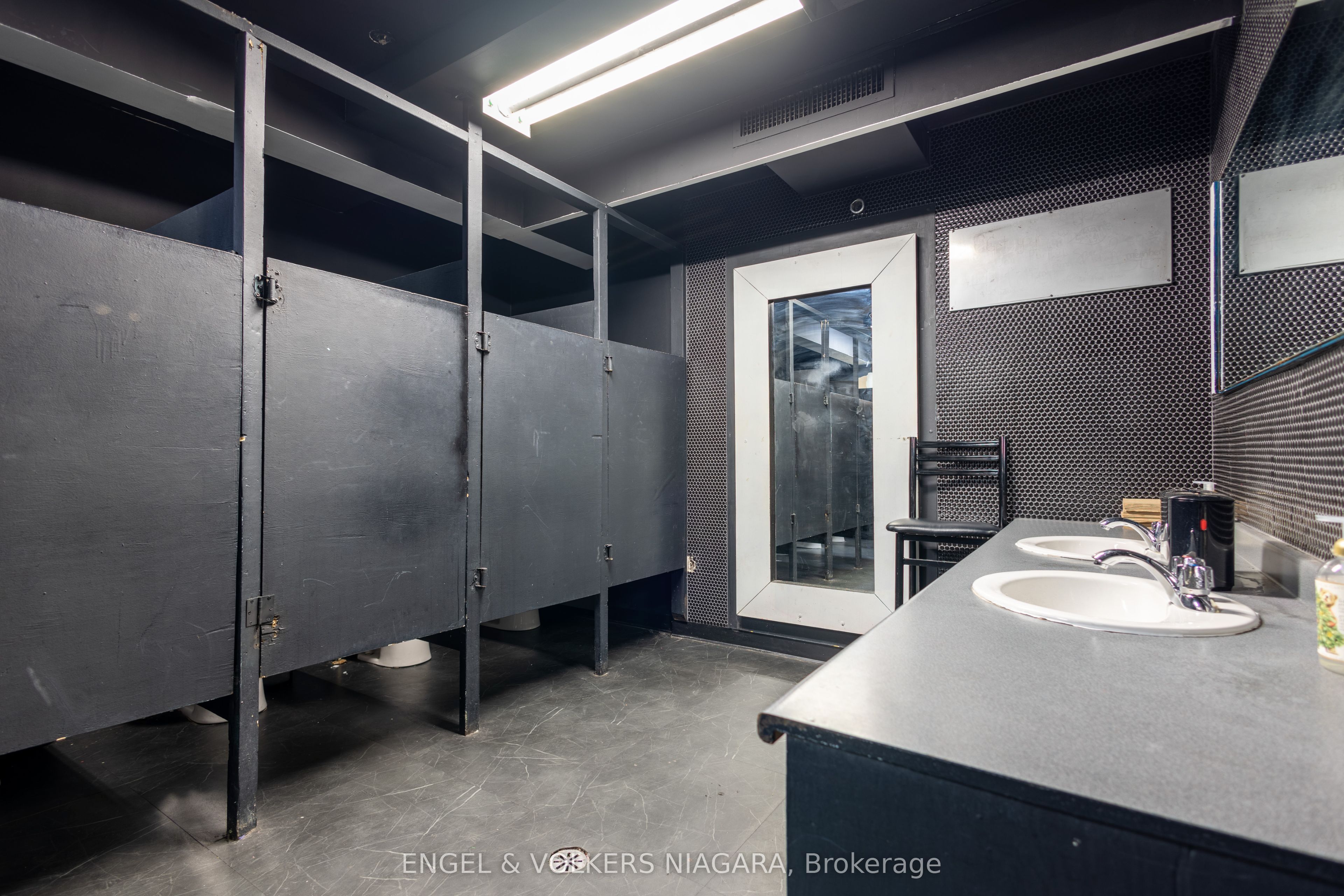 6 James St Property Photo 17