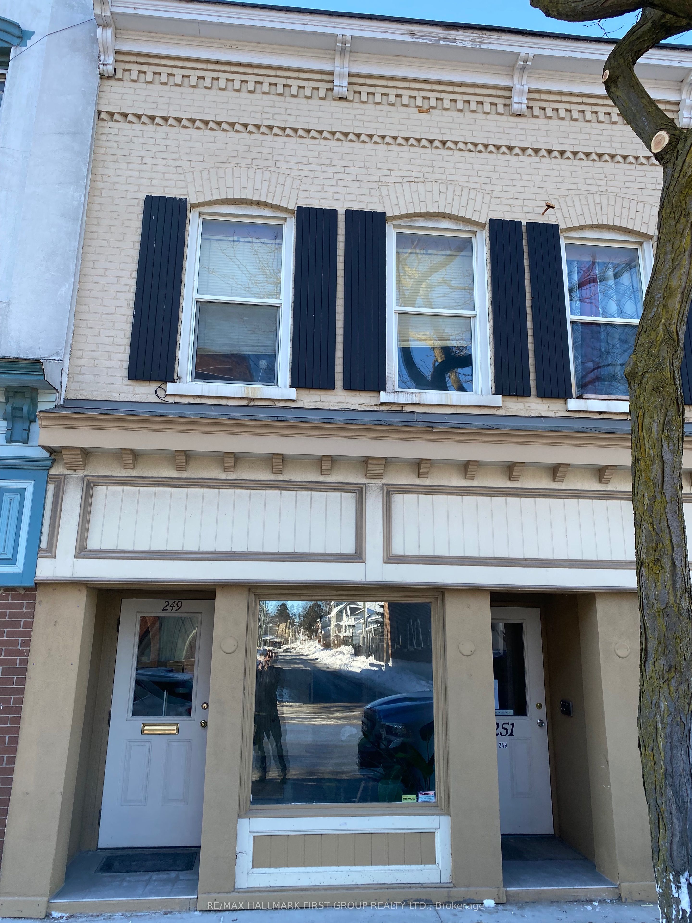 249-255 Division Street Property Photo 6