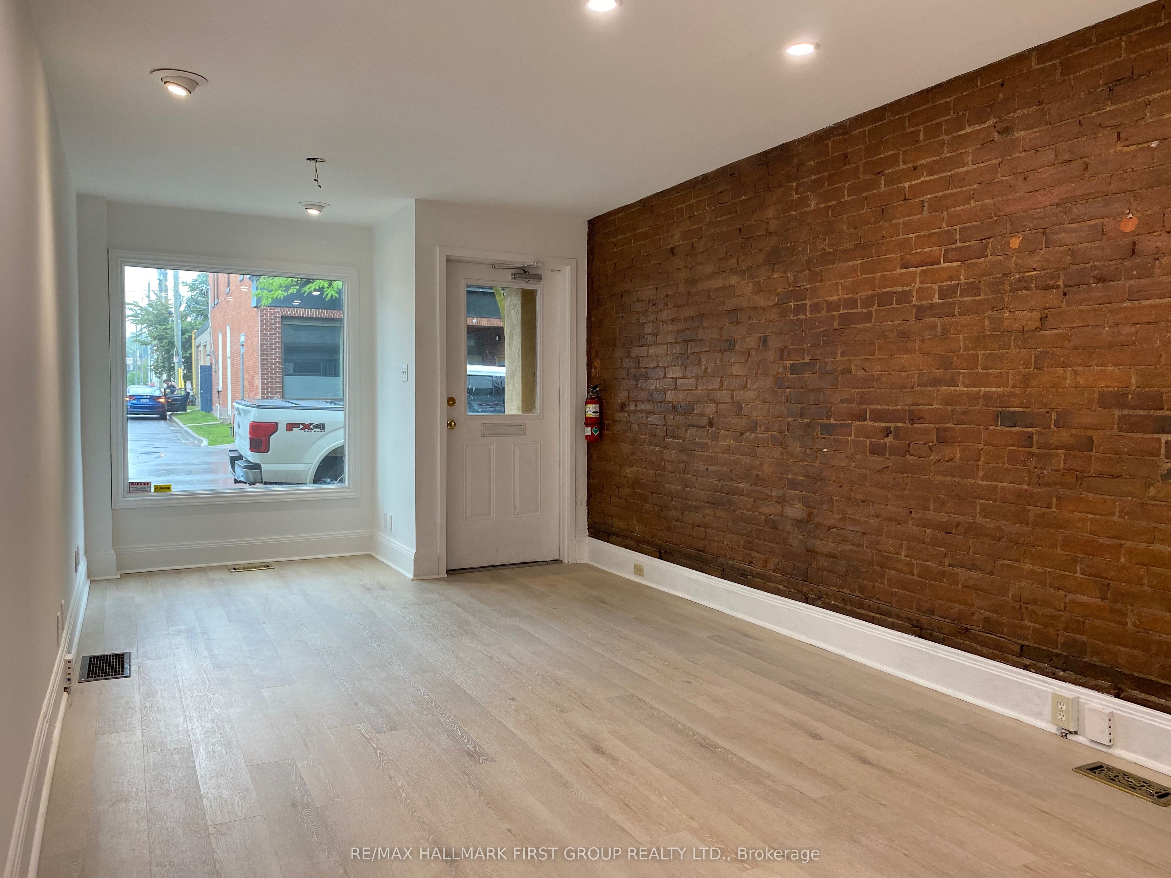 249-255 Division Street Property Photo 11